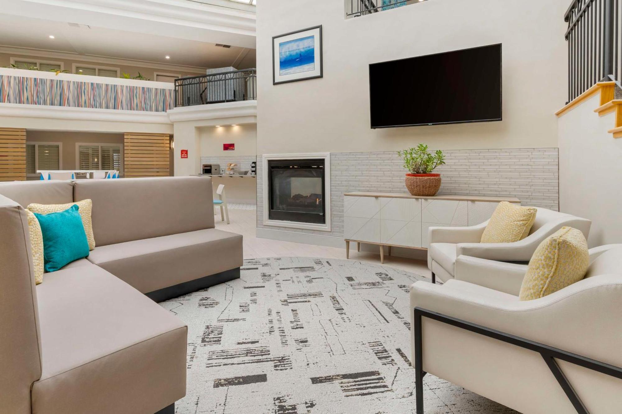 Best Western Plus All Suites Inn Санта Круз Екстериор снимка